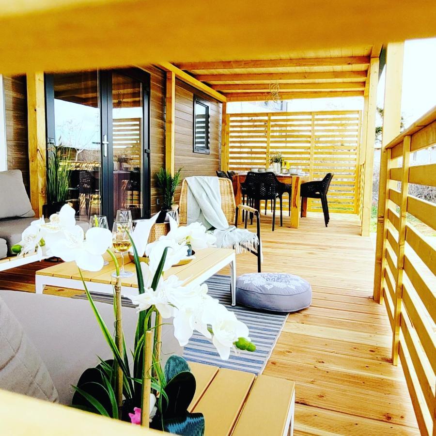 Mobilehome Elena Premium With Pool, Istria Банджоле Экстерьер фото