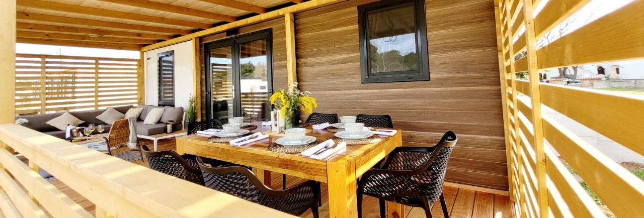 Mobilehome Elena Premium With Pool, Istria Банджоле Экстерьер фото