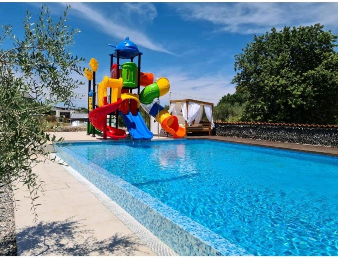 Mobilehome Elena Premium With Pool, Istria Банджоле Экстерьер фото